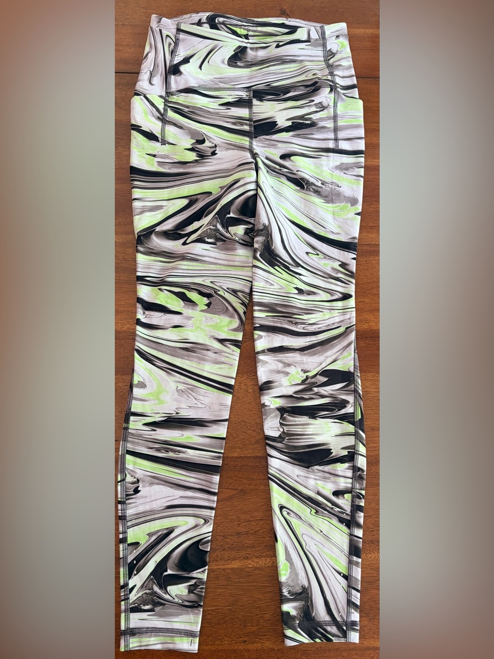 Lululemon Swift Speed HR Tight 28" Leggings Women's size 6